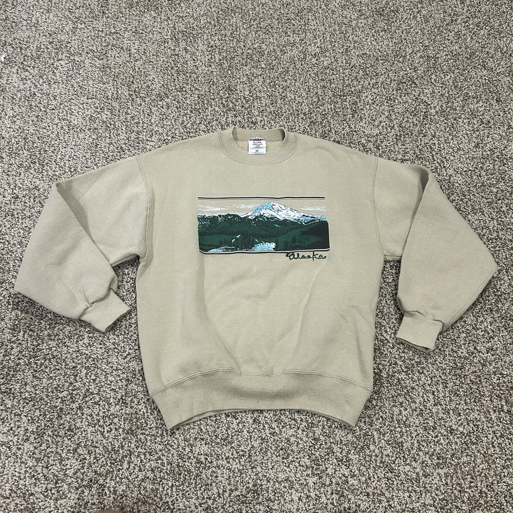 Vintage Jerzees Alaska Crewneck Women's Medium Made In USA Graphic